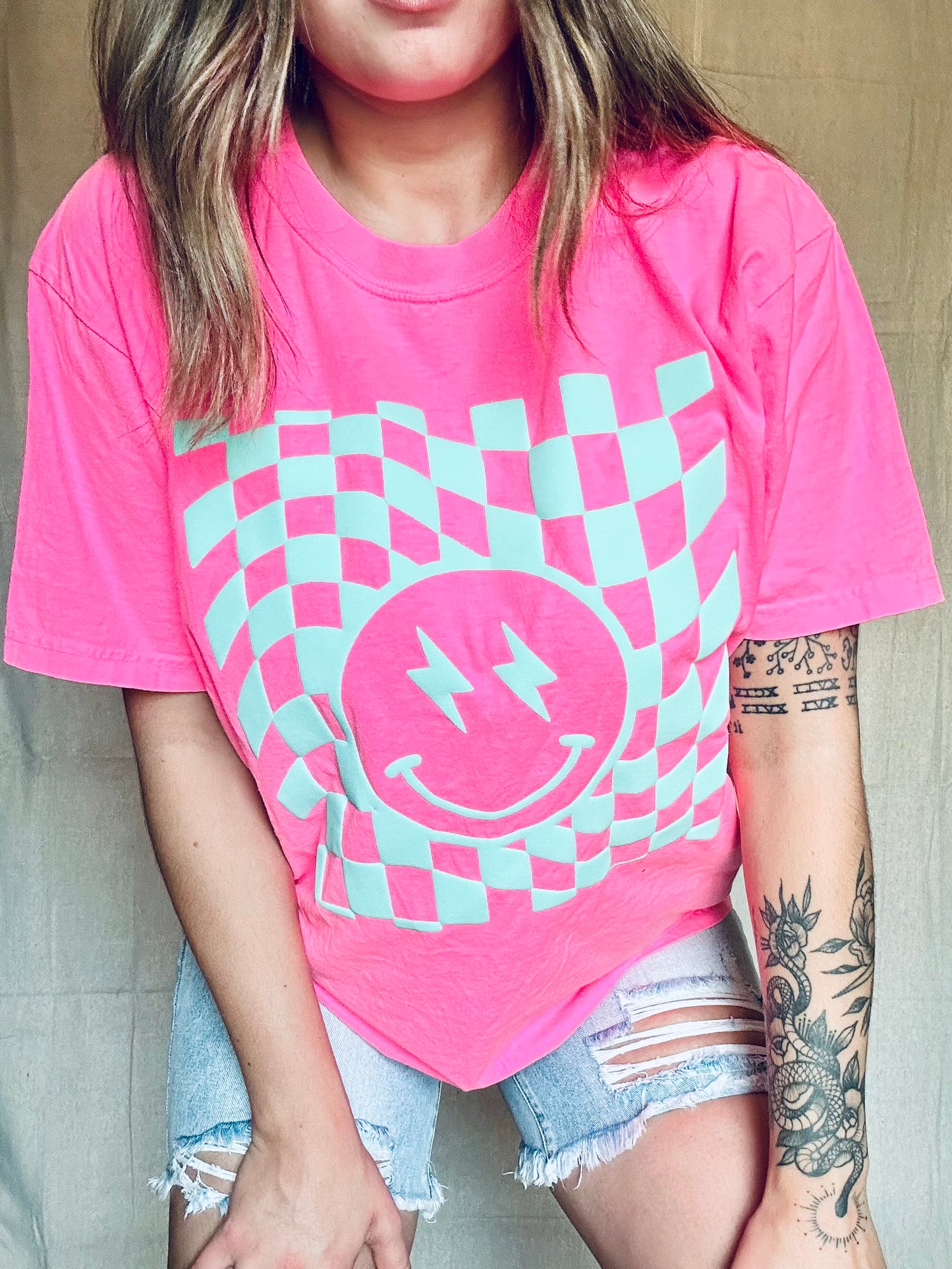 the RETRO SMILEY tee